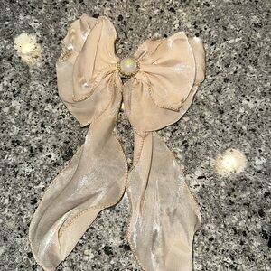 Elegant Cream Bow Hair Accessory BRAND NEW NEVER WORN